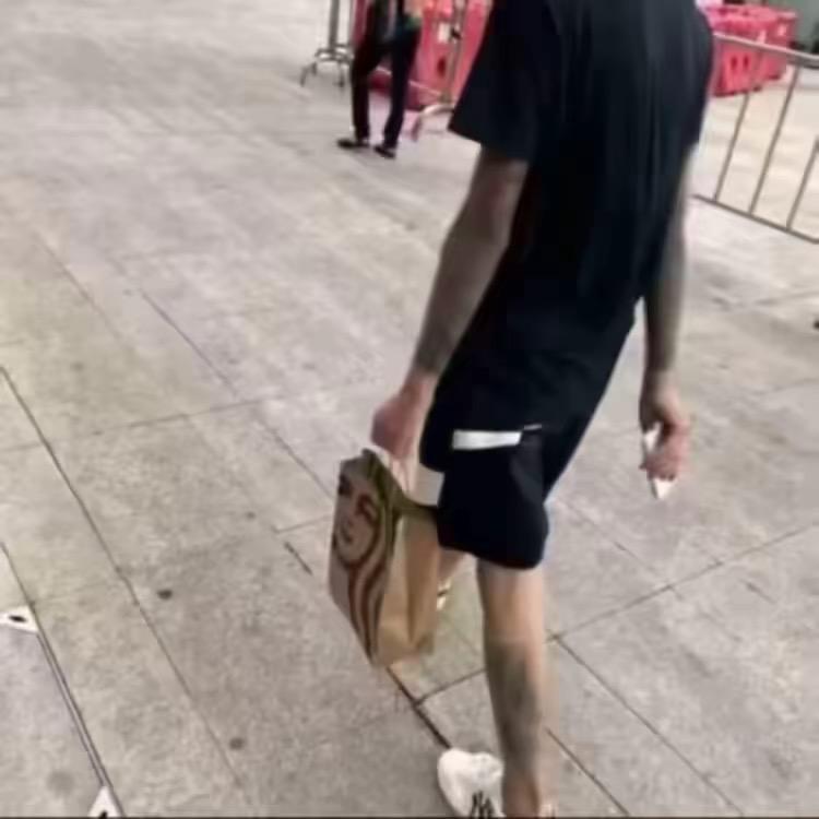 心情不好都怪你