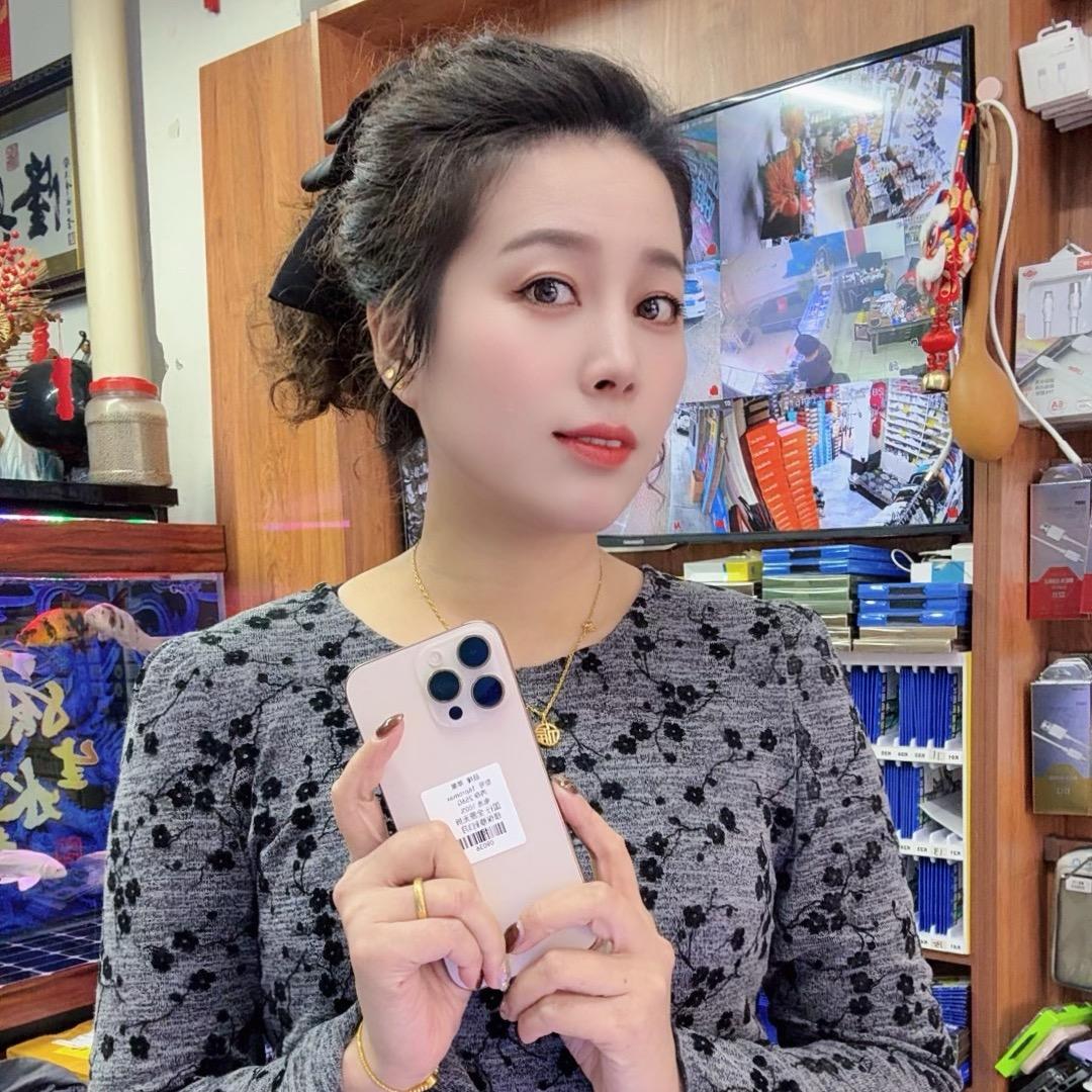 小梅（凤城群祥通讯)七号鞋仓鞋店