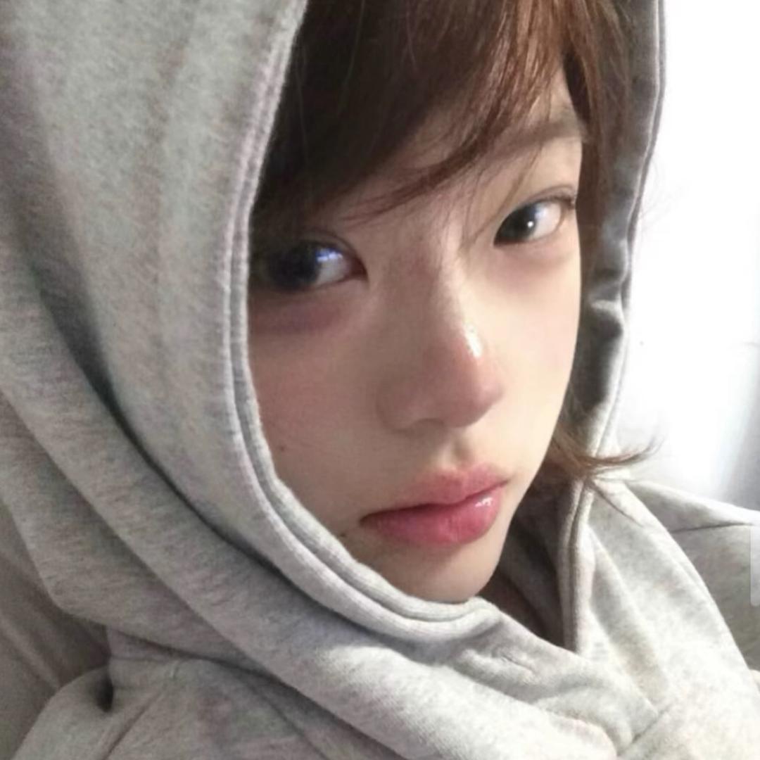 428