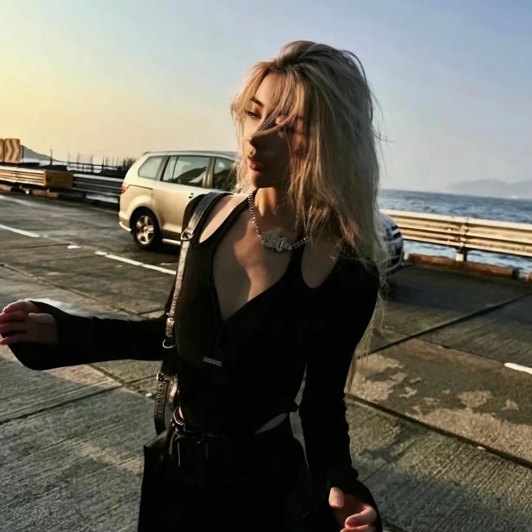 不谈恋爱的钉子户