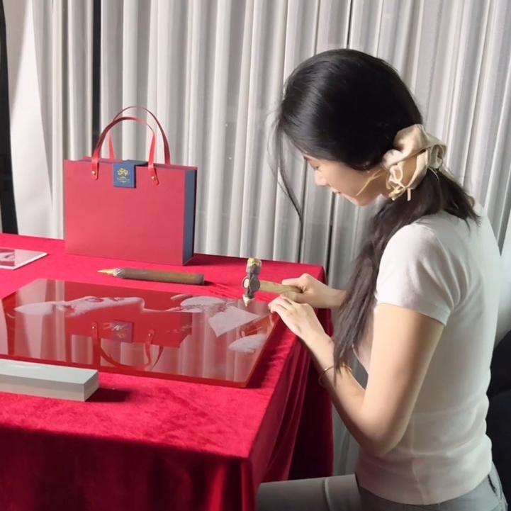手绘世界文化艺术