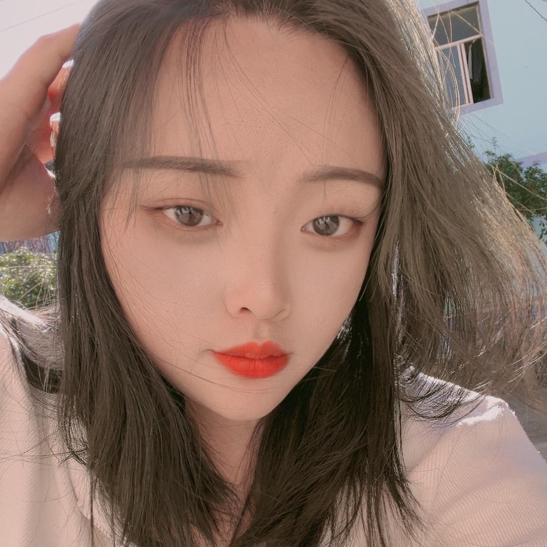 小糖ღ吖🎀
