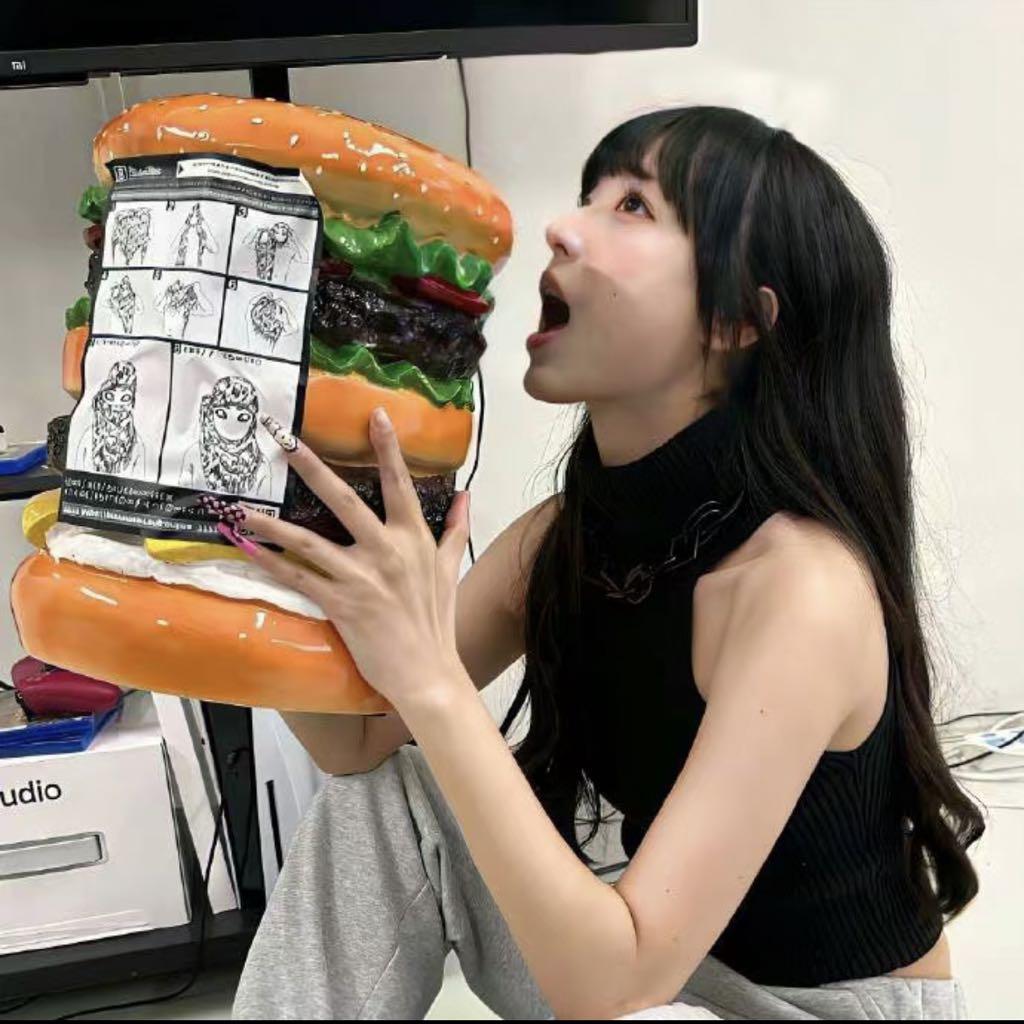 会飞的现女友