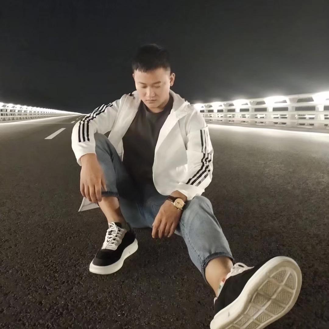 曲黑的文