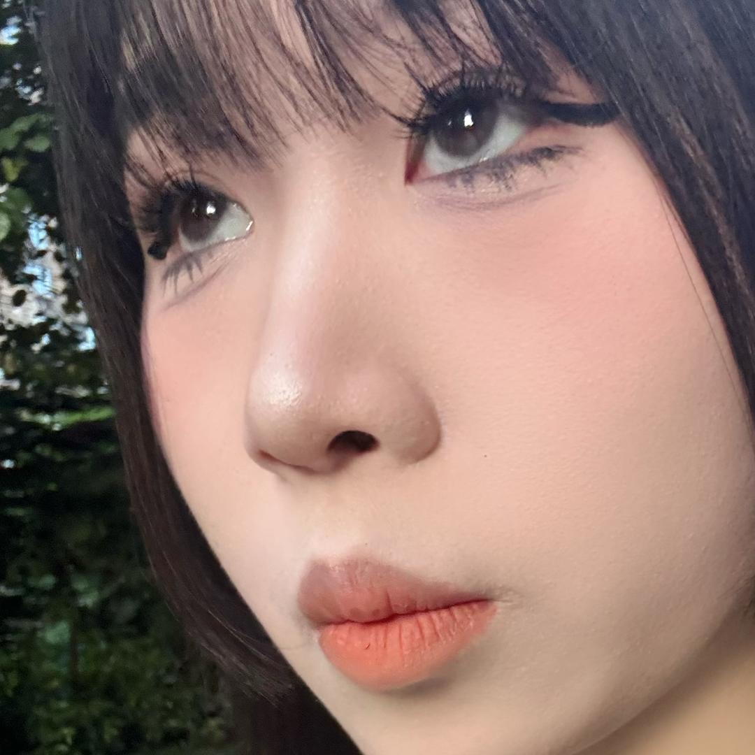 夕夕.