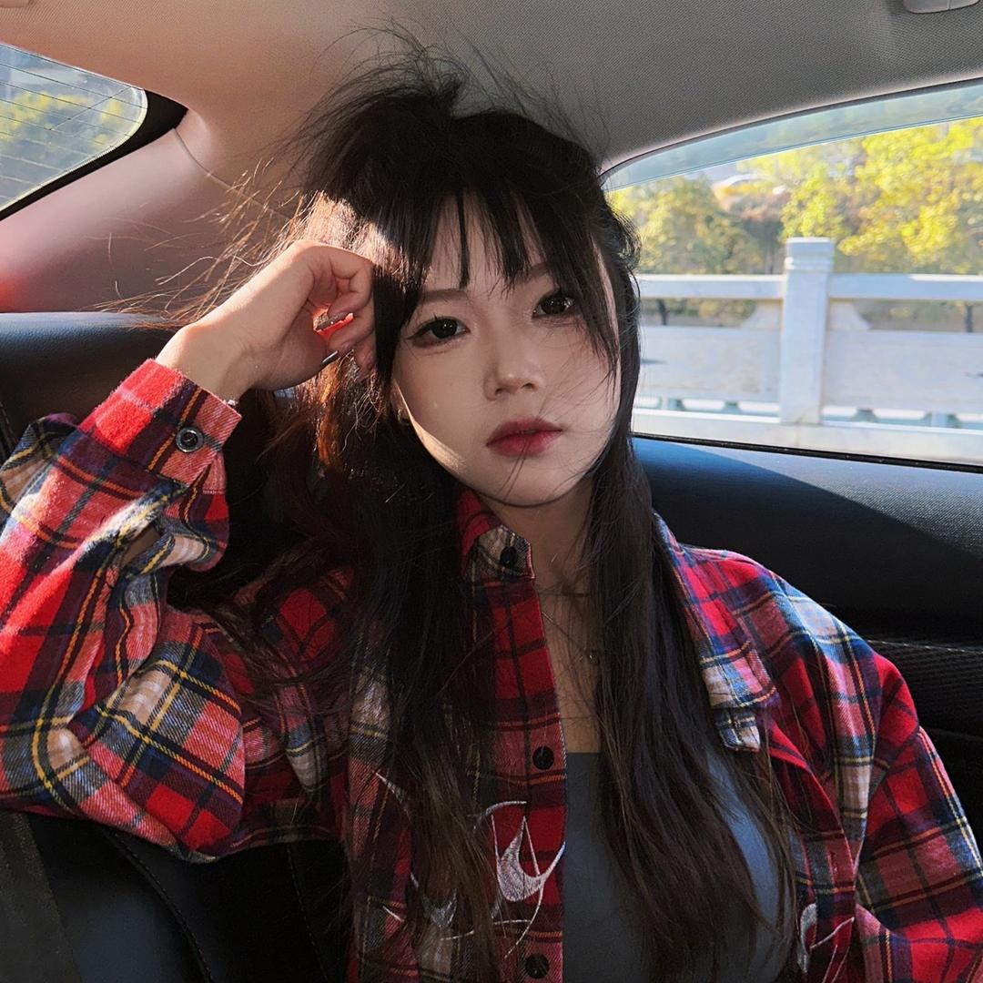 汐小雯