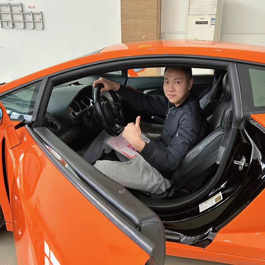 重庆渝丰汽车胡星