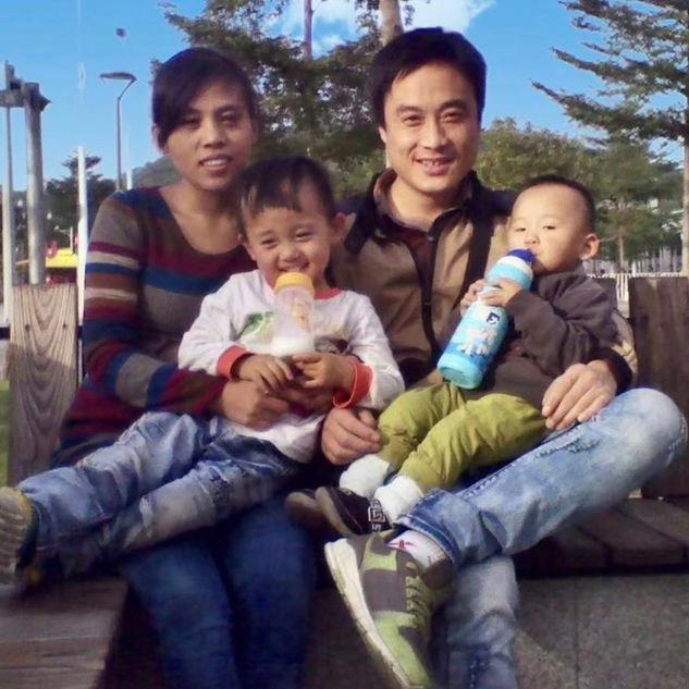 黑大婶一家人