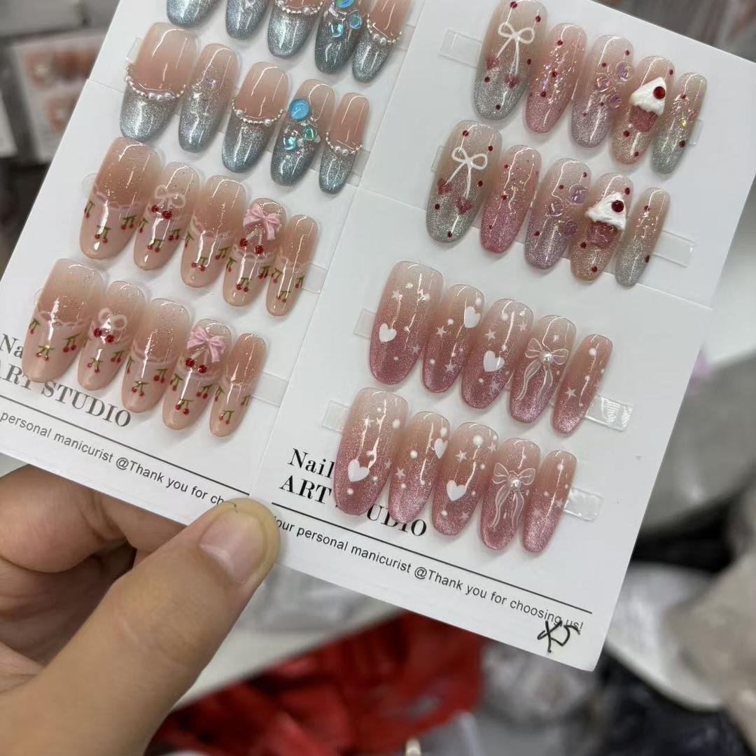 Amy穿戴甲