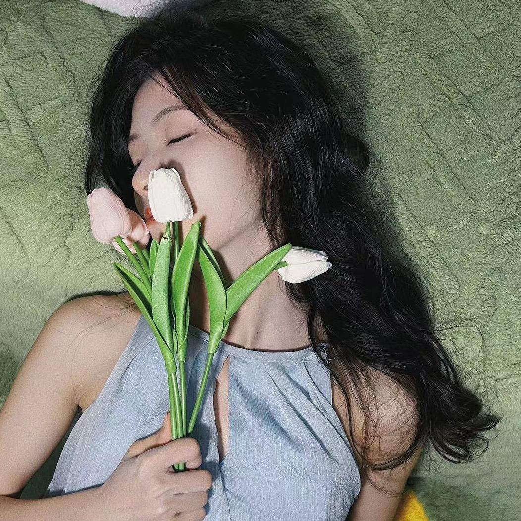 揪一个秋秋
