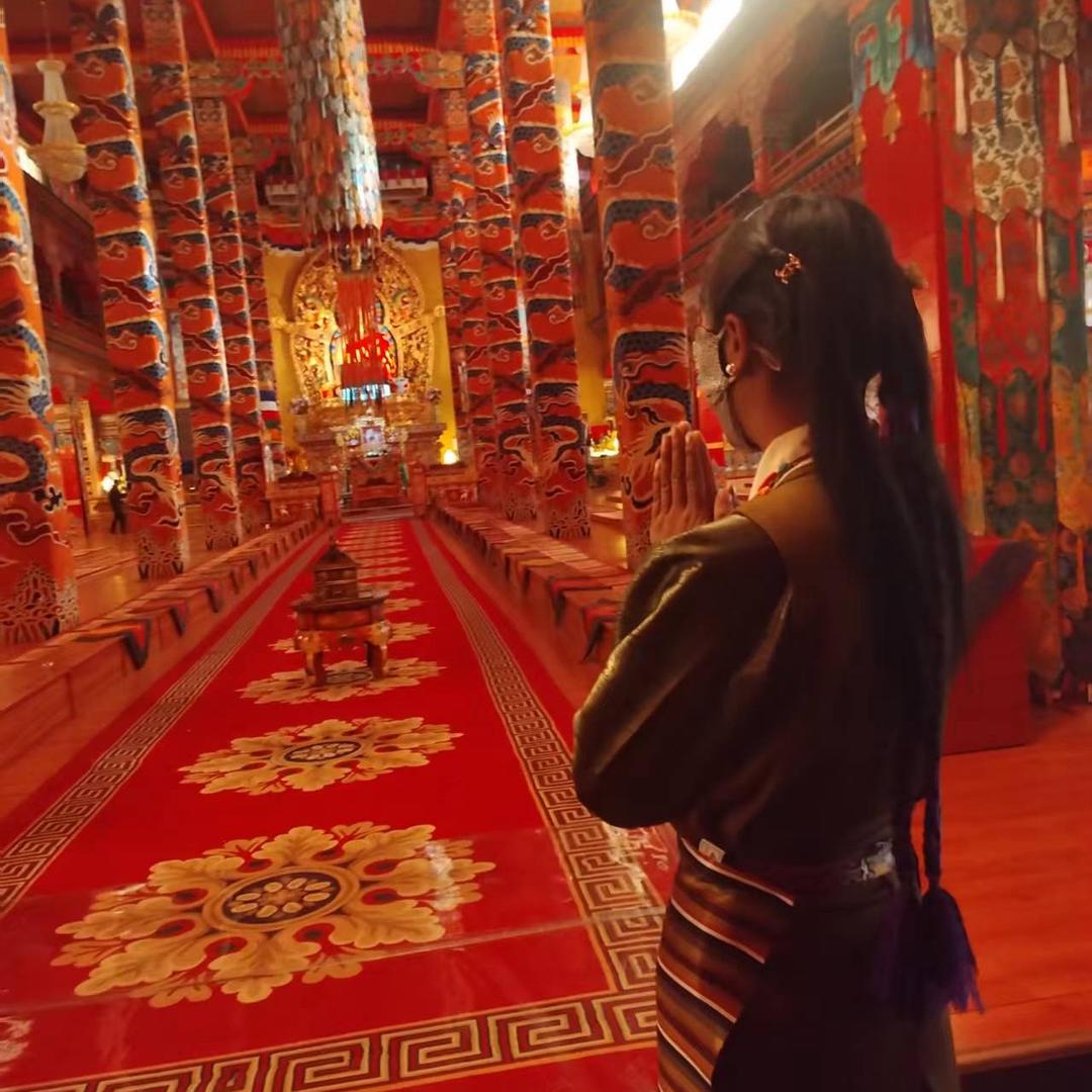 པད་མ།