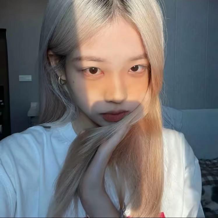 Zyyyy、