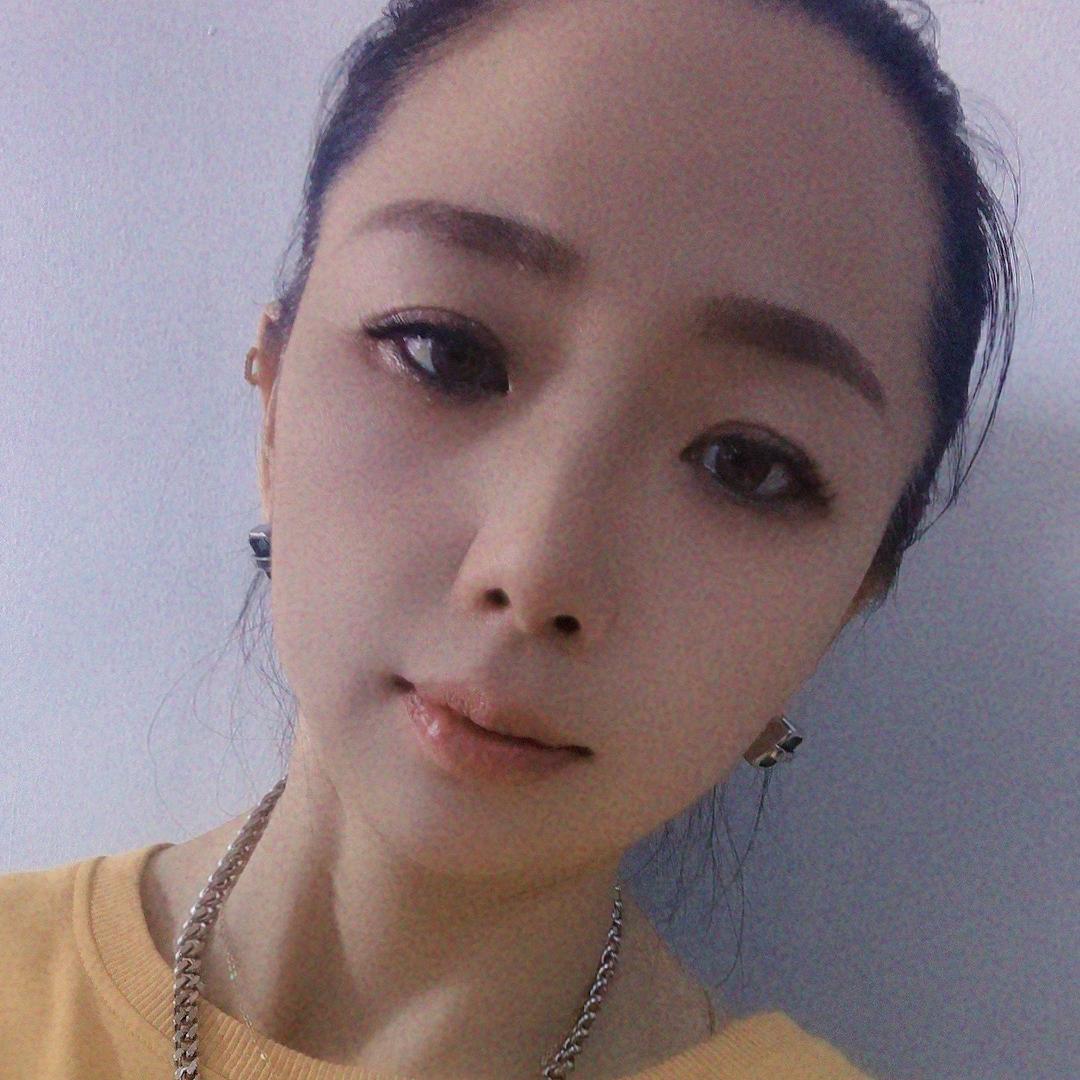 青绪，孤品女装屋