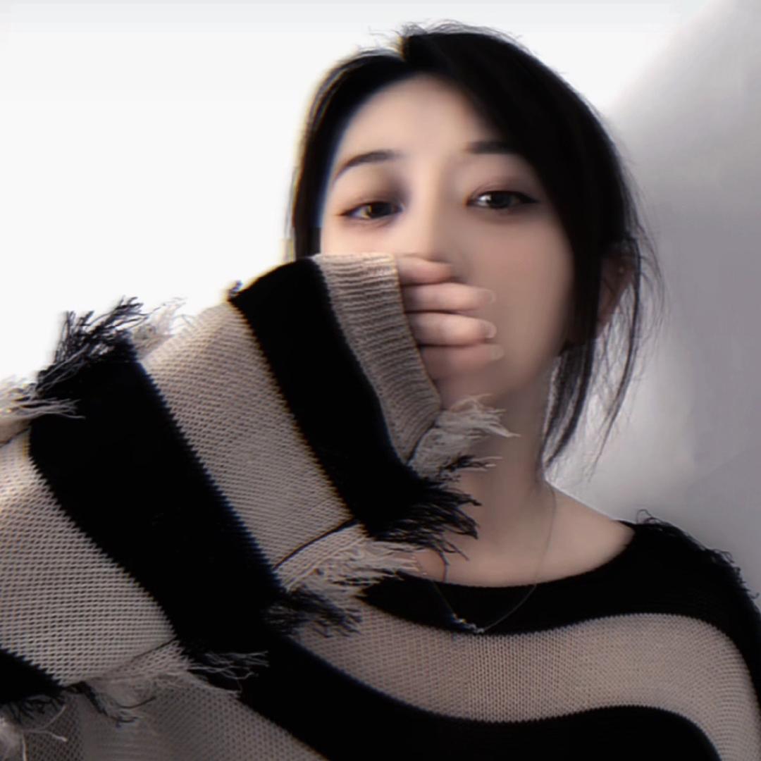 🖤某人 ᐝ
