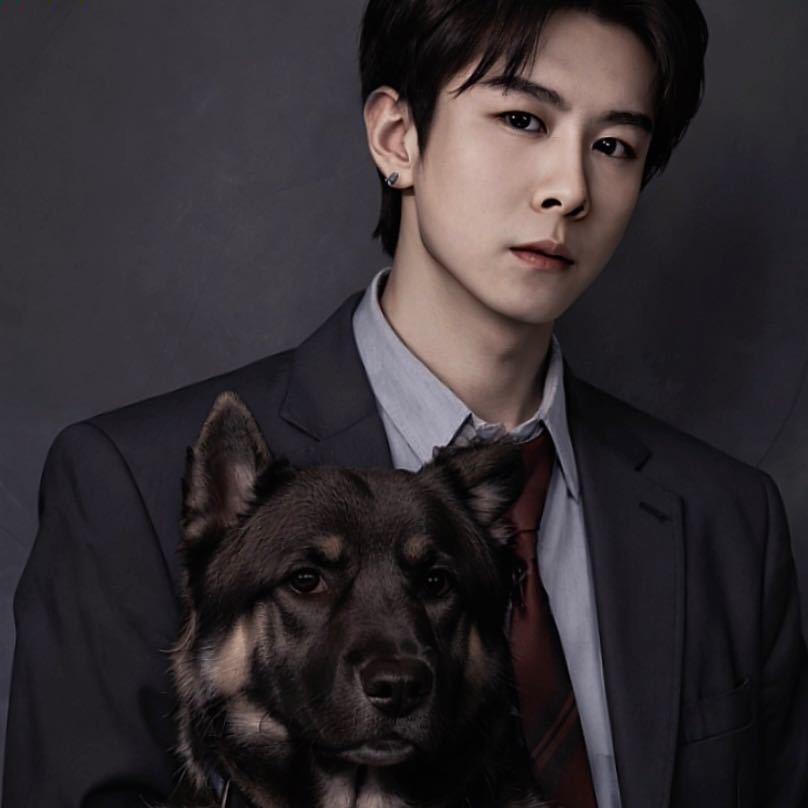 梦氏健身游泳-胡彦祖