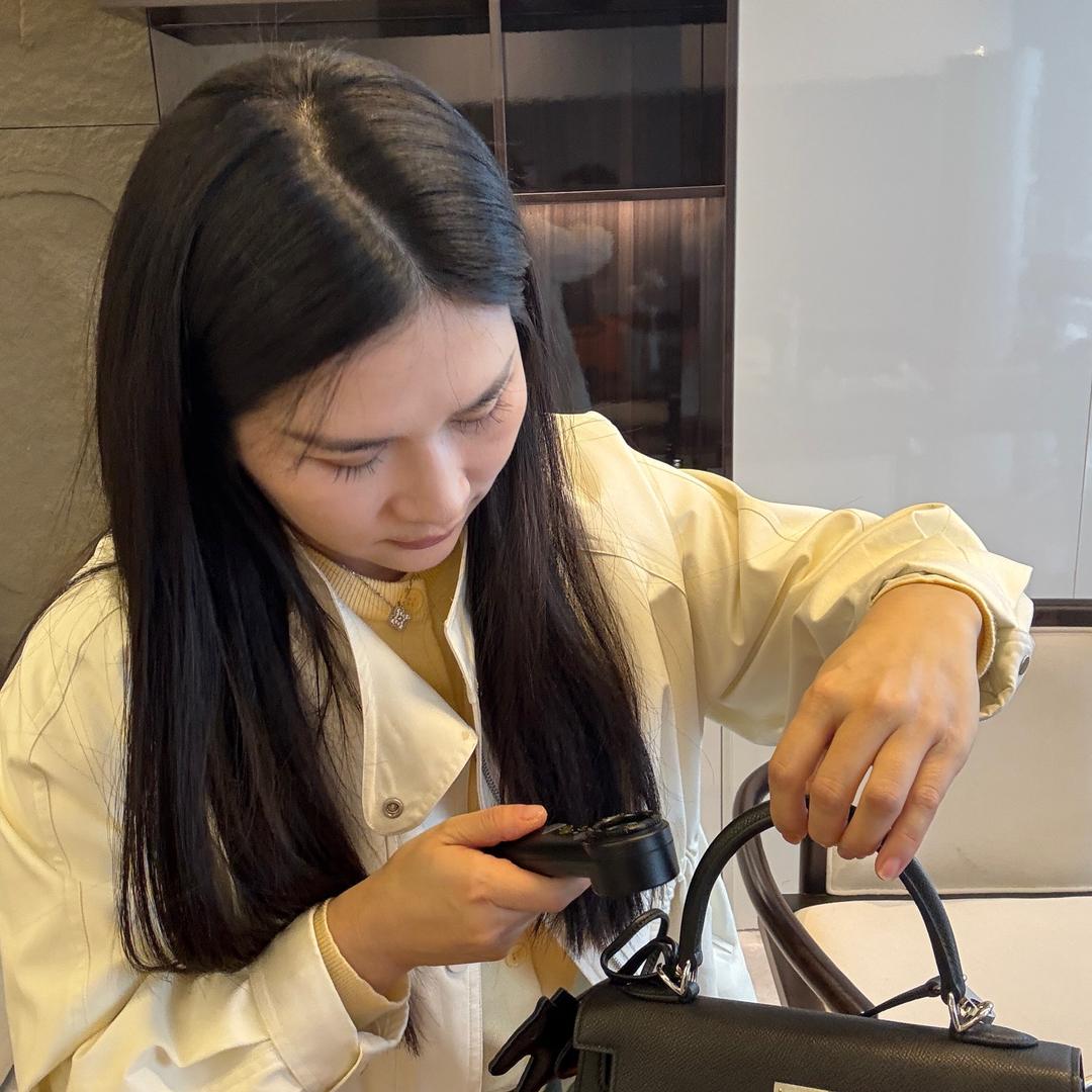 Lv姐二手回收奢侈品（诚信诚心）
