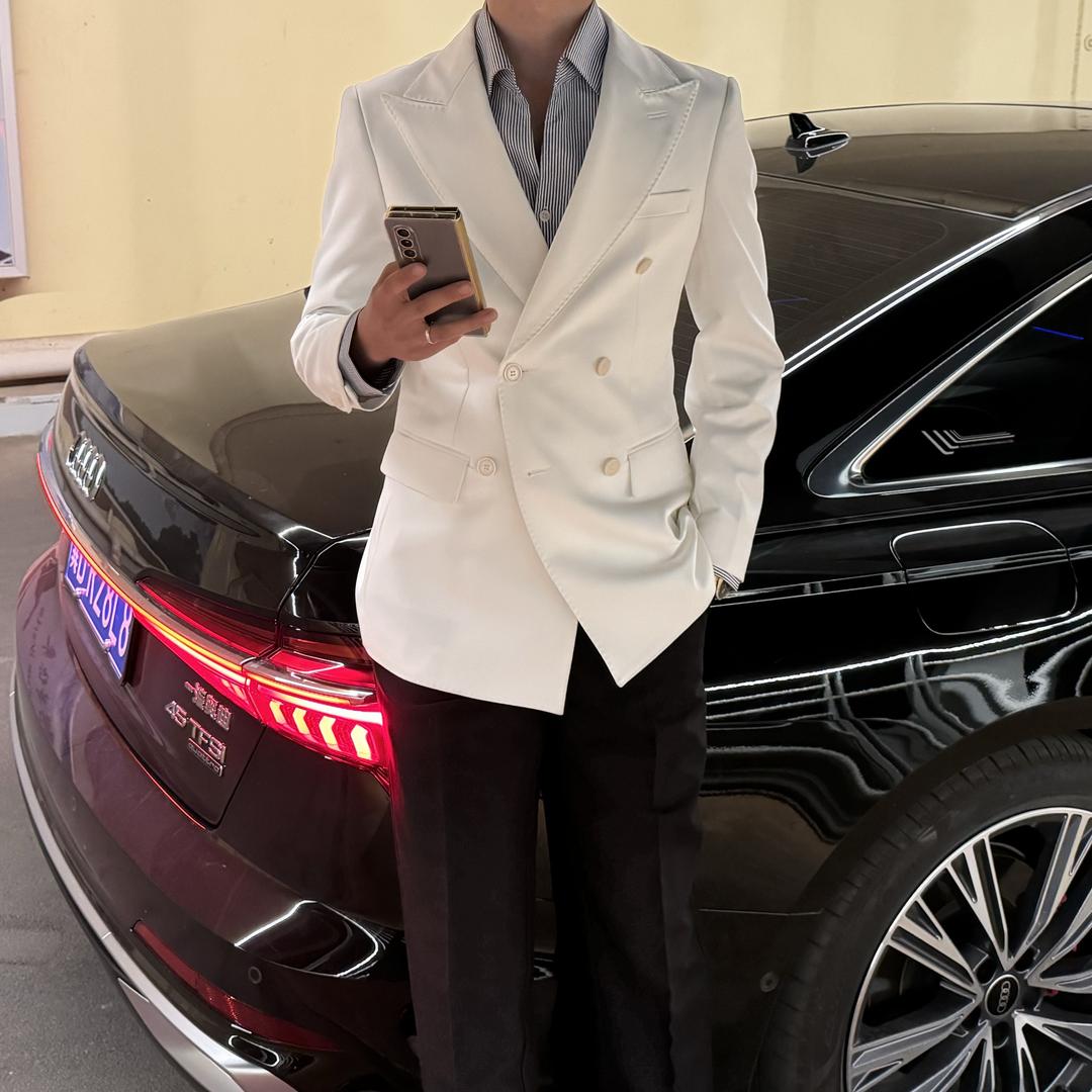 XIAOHOU