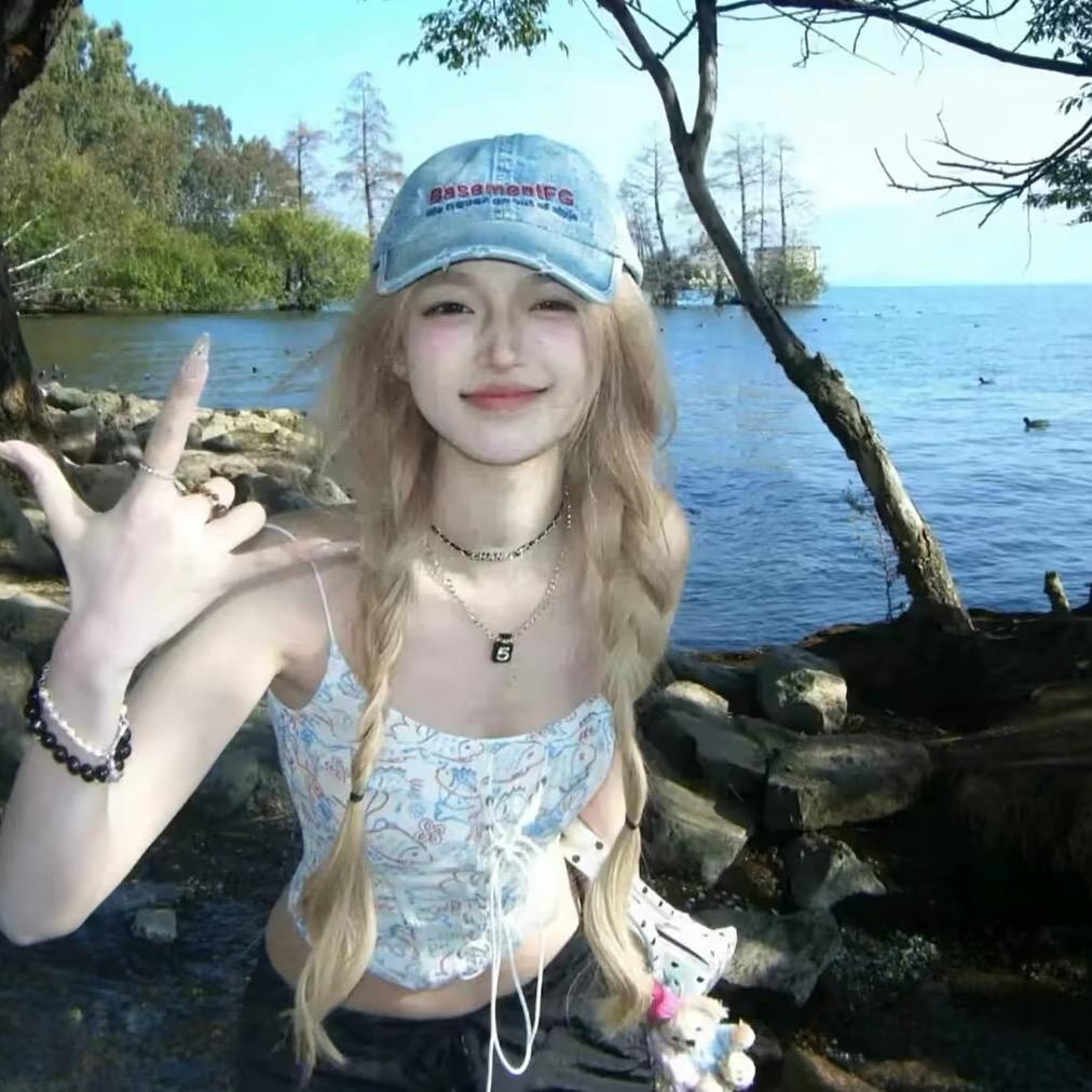 ˡᵒᵛᵉ总是烂尾