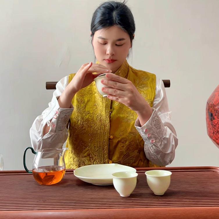 勐库镇路森茶庄