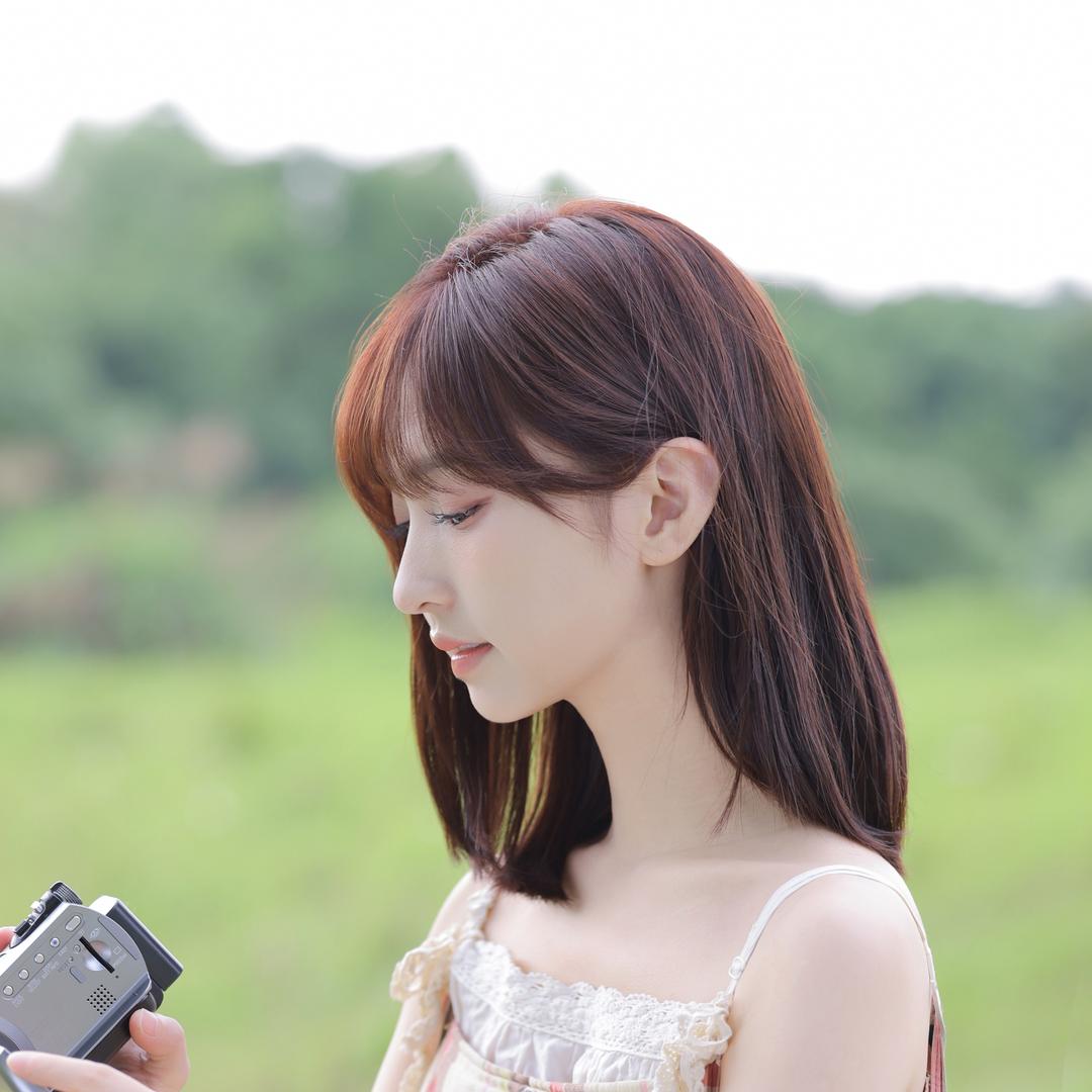 是Lily啊