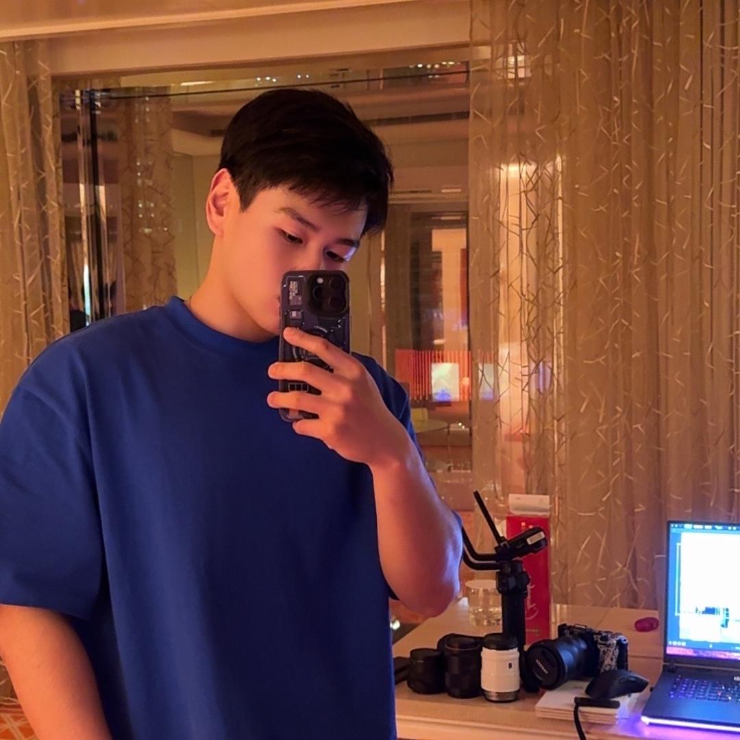 向翊的朋友圈