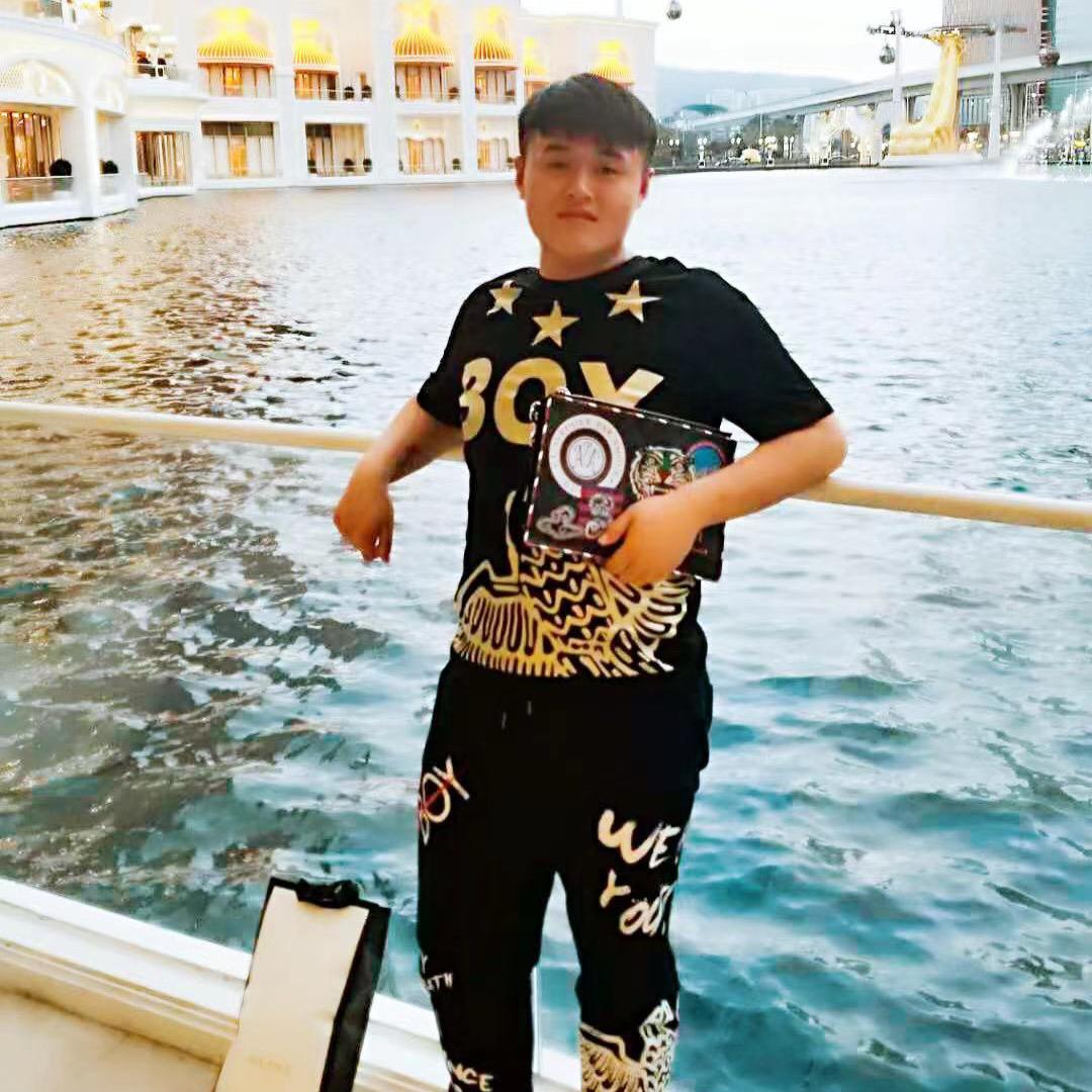 财神爷眷顾的幸运儿⚜️
