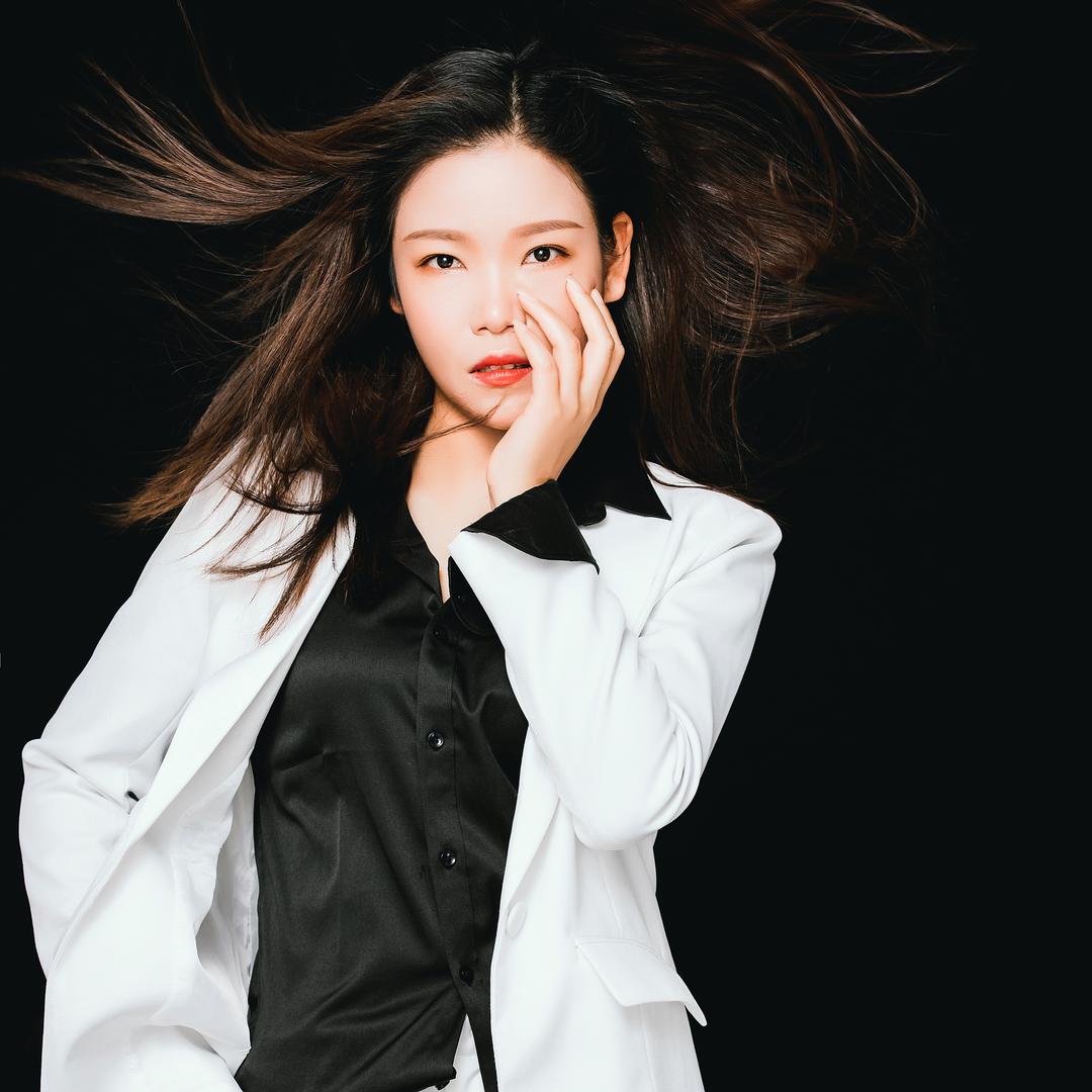@张娜