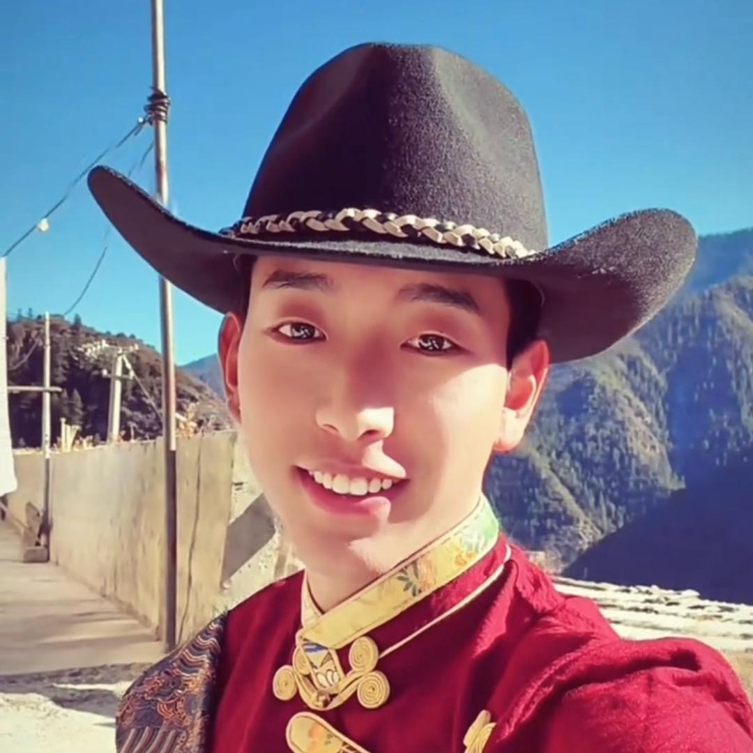 🌻土登🌻（哦啦啦）