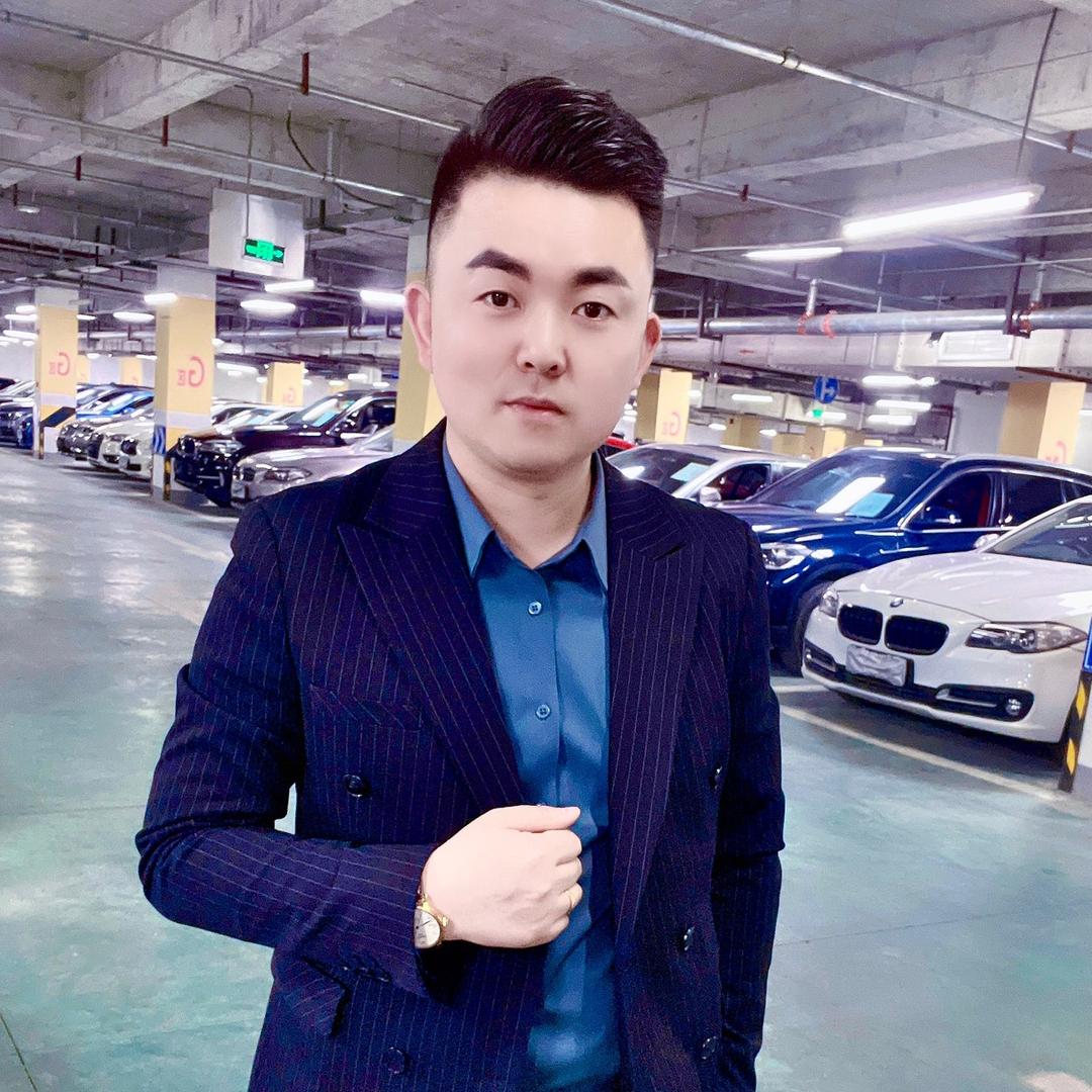 成都亿俊二手车服务