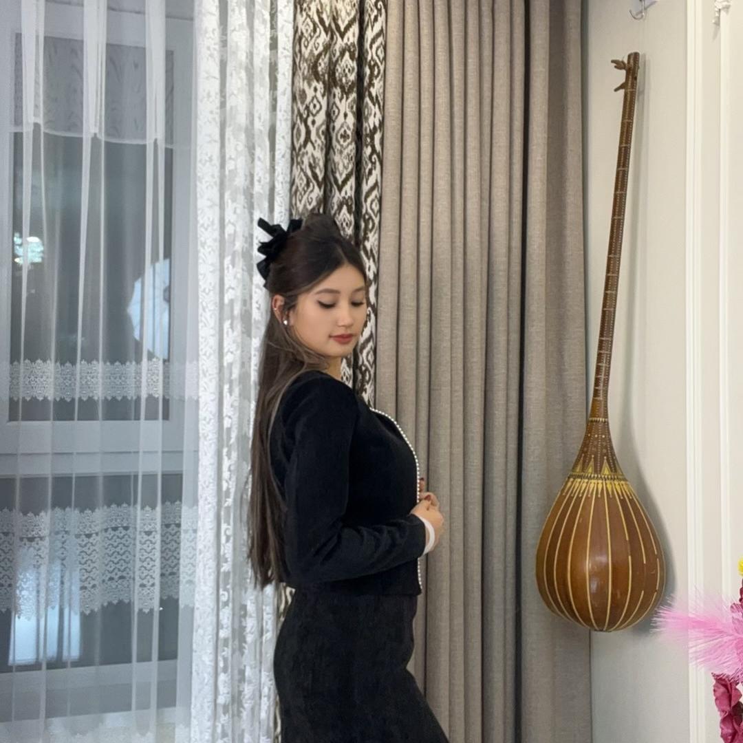 依努服装设计师