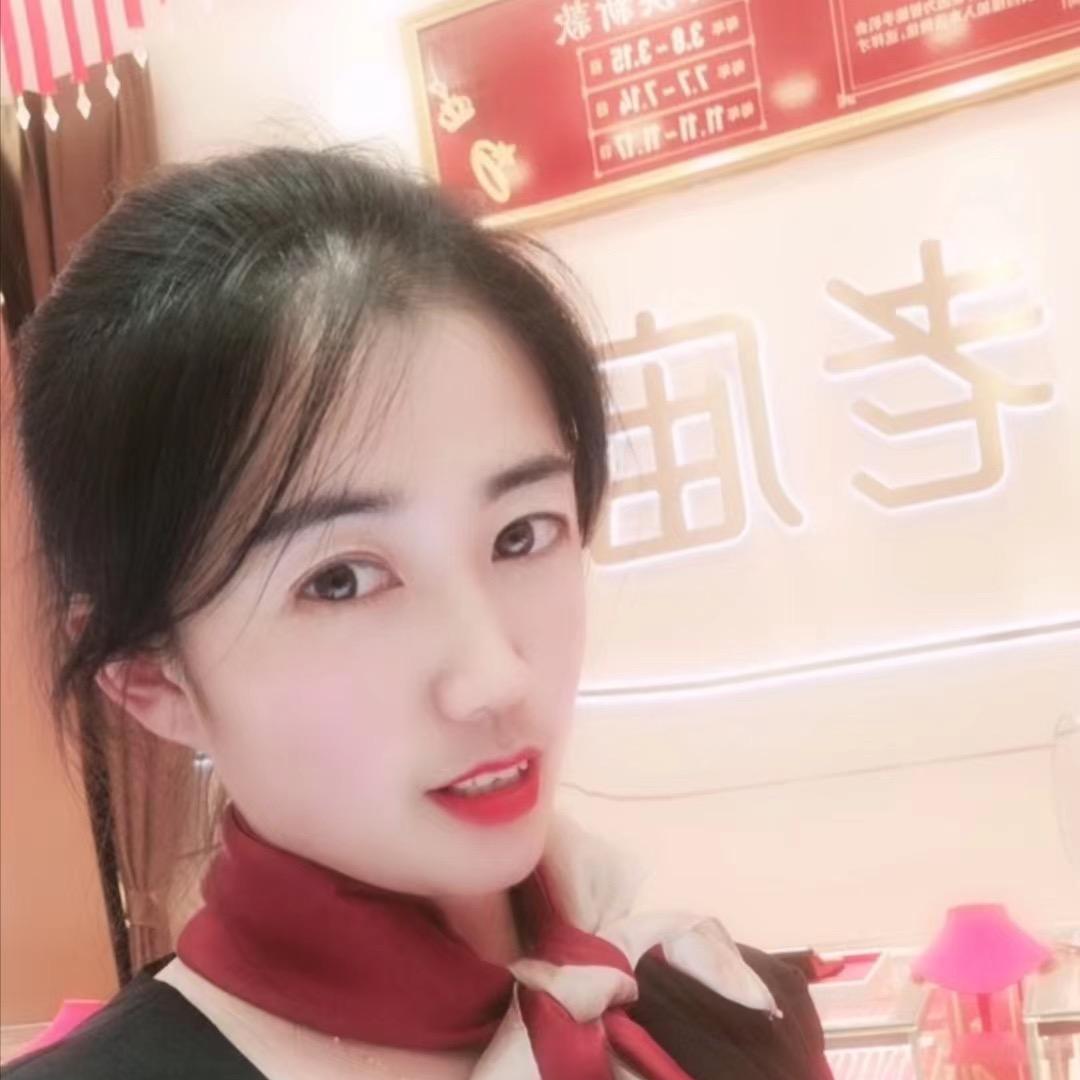 珠宝小姐姐莹莹