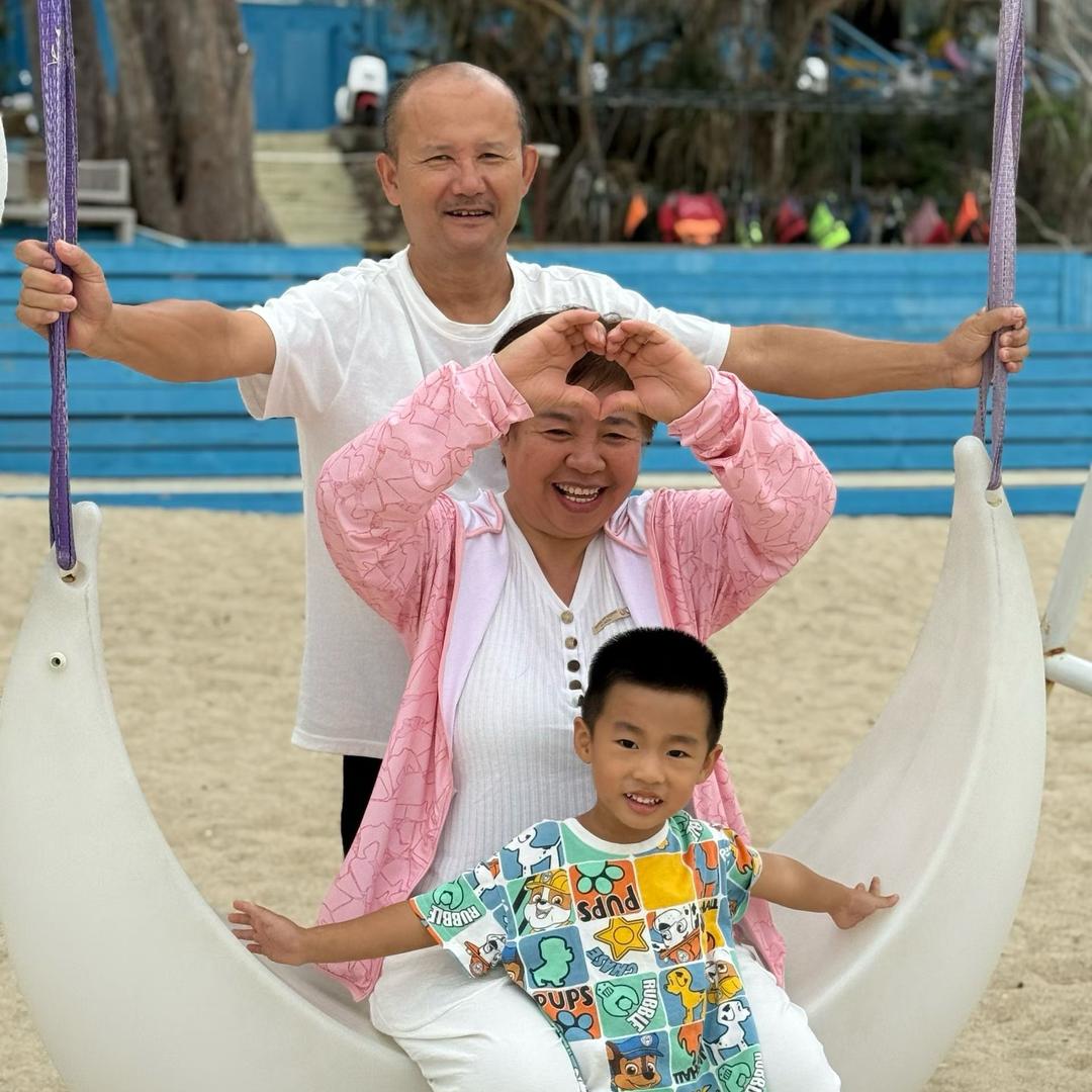 东北芳姐在海南