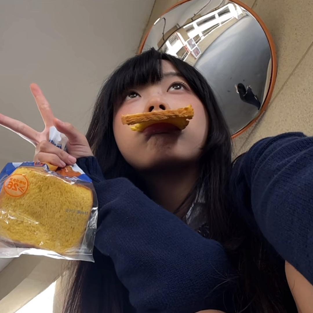 任亦菲