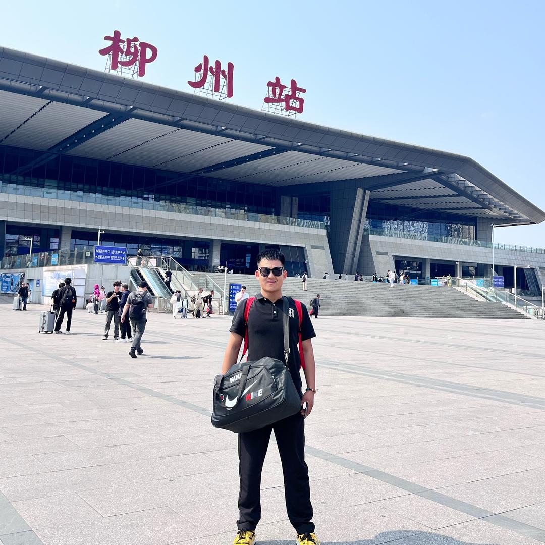 小杨正宗柳州螺蛳粉