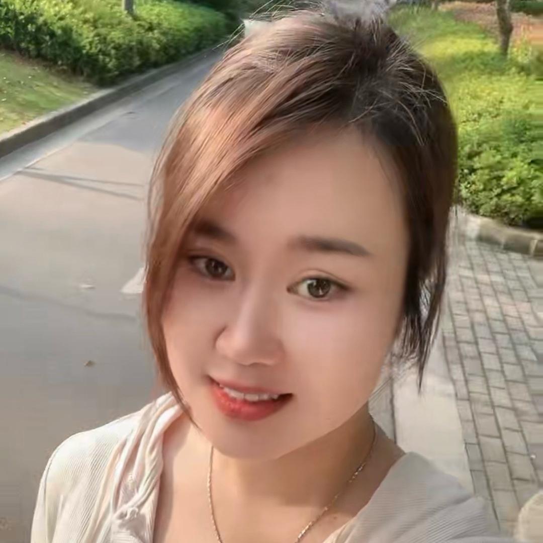 依蓝💕