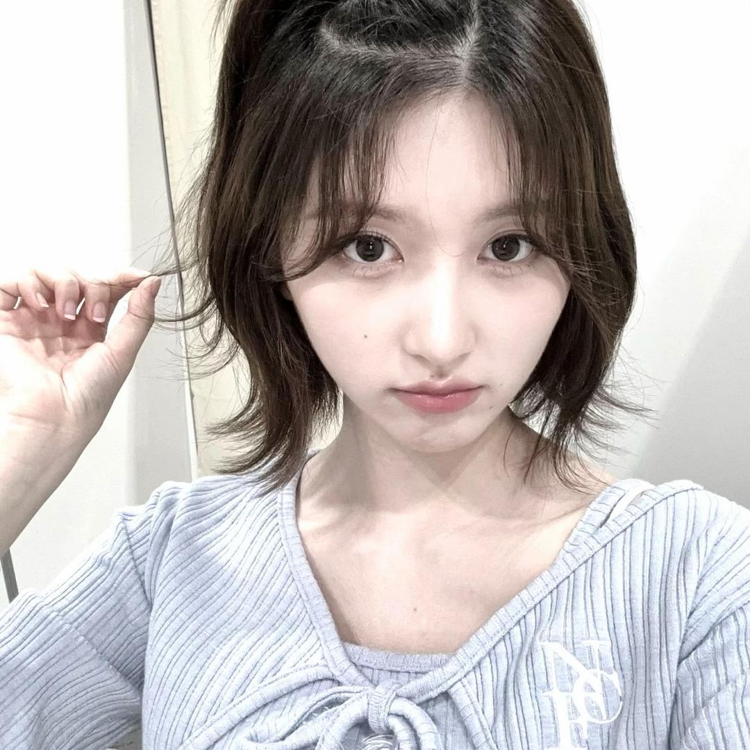 你左眼