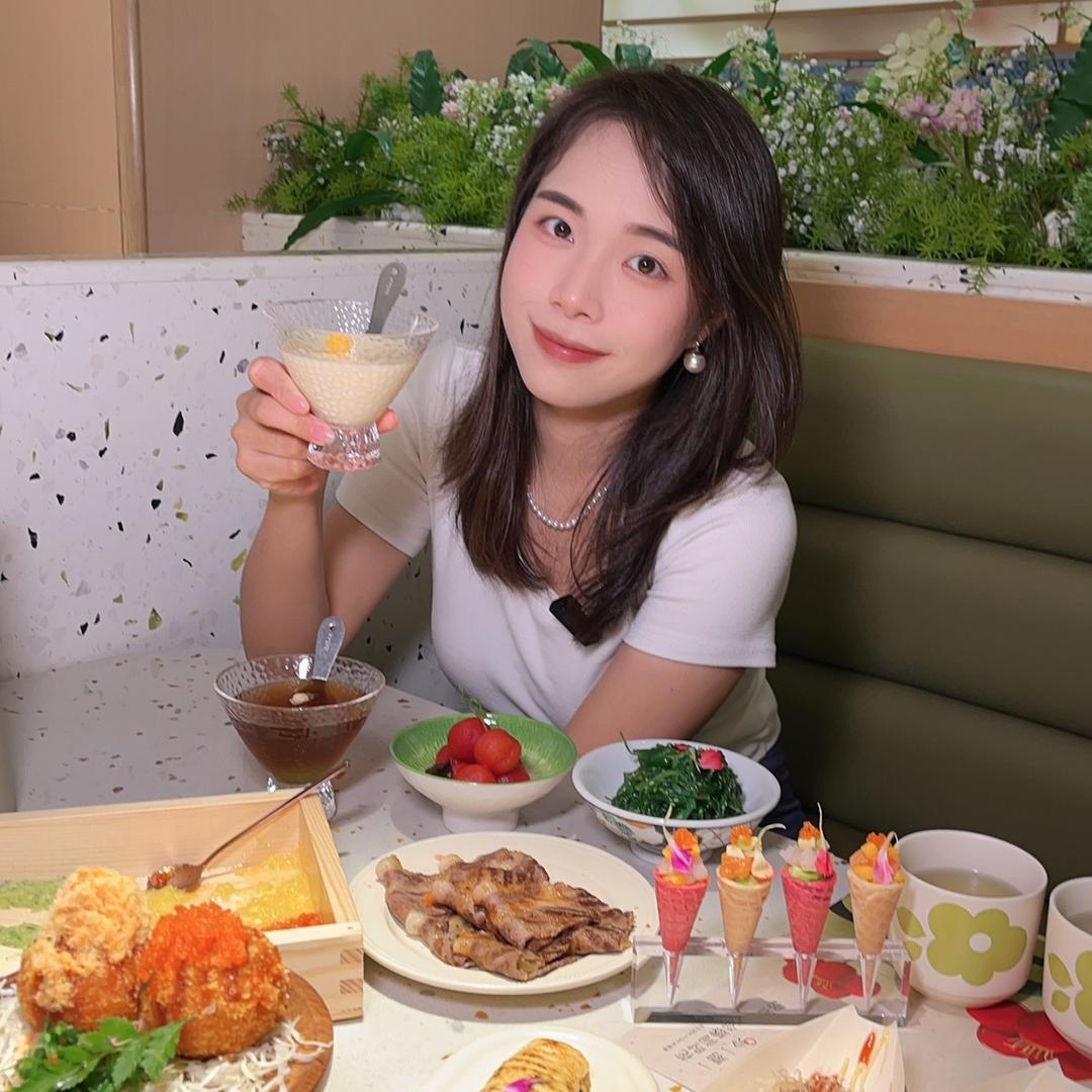 樱桃吃玩子