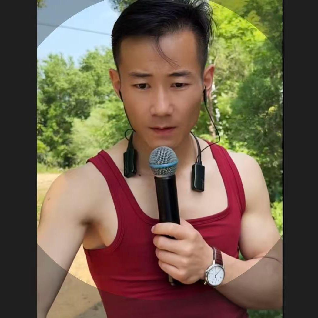 阿伟🎙️
