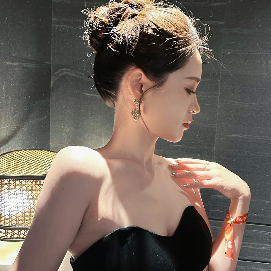 安如初