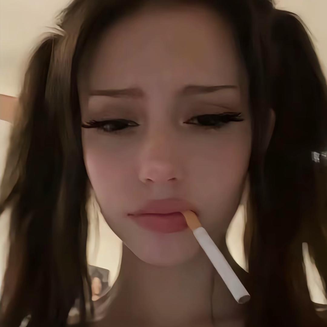 李诗余👅