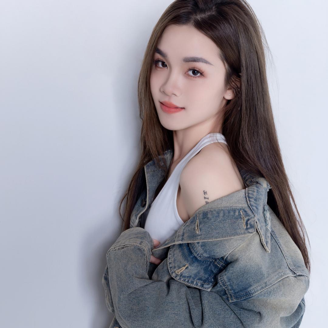 黄小姐之月月车库