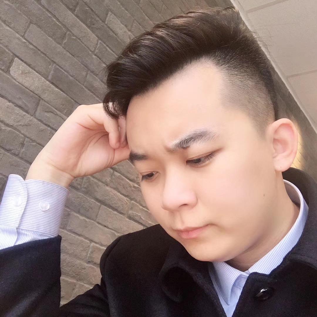 坤坤爱小宇头像