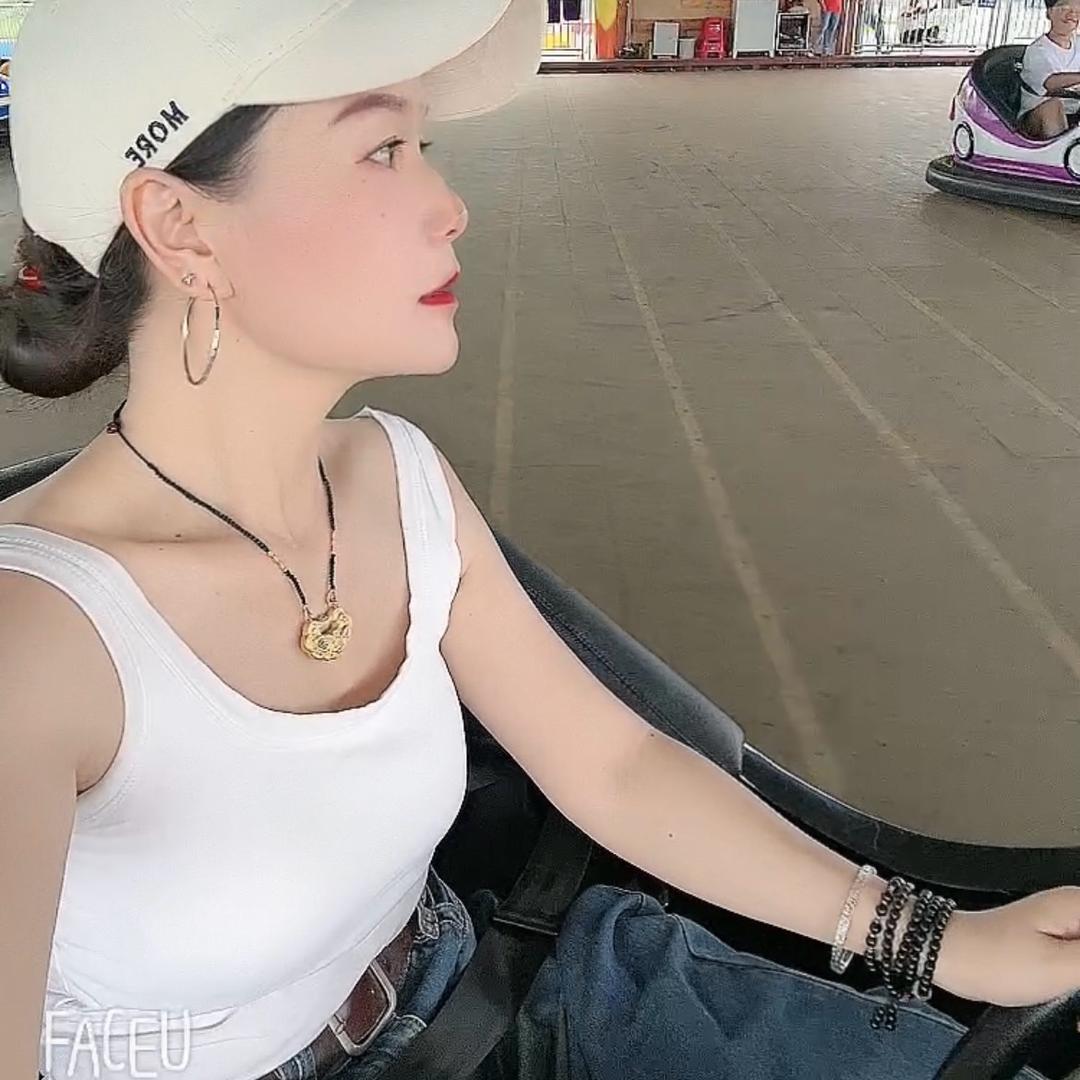 言 午💕许小姐🥰