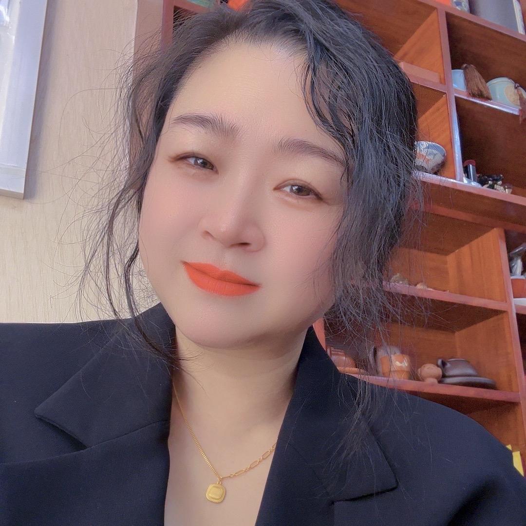 明明姐👑👑