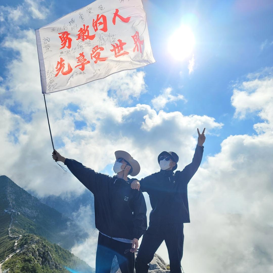 小张～