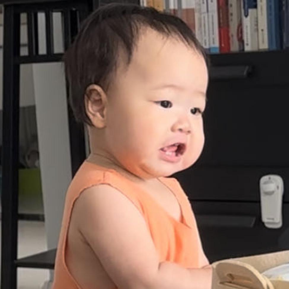 小依依呀~(¯▽¯~)