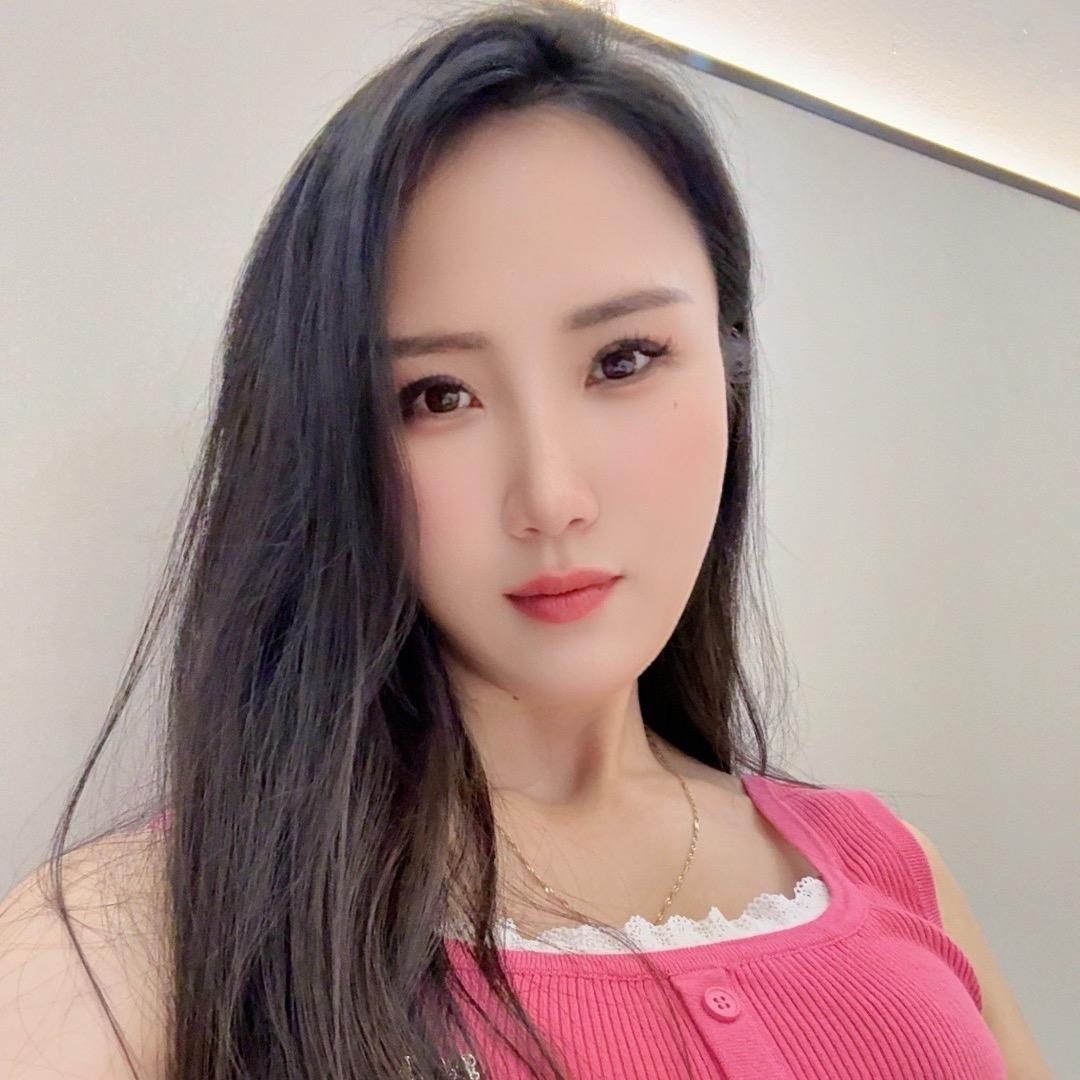 开卡车的艳姐