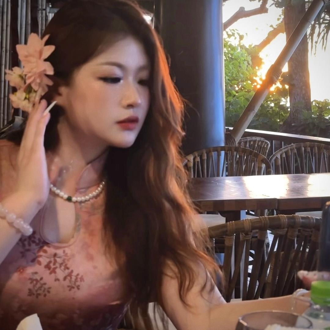 蛋妹家的姜姜(梨形🍐140斤)