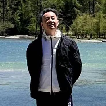 张宏