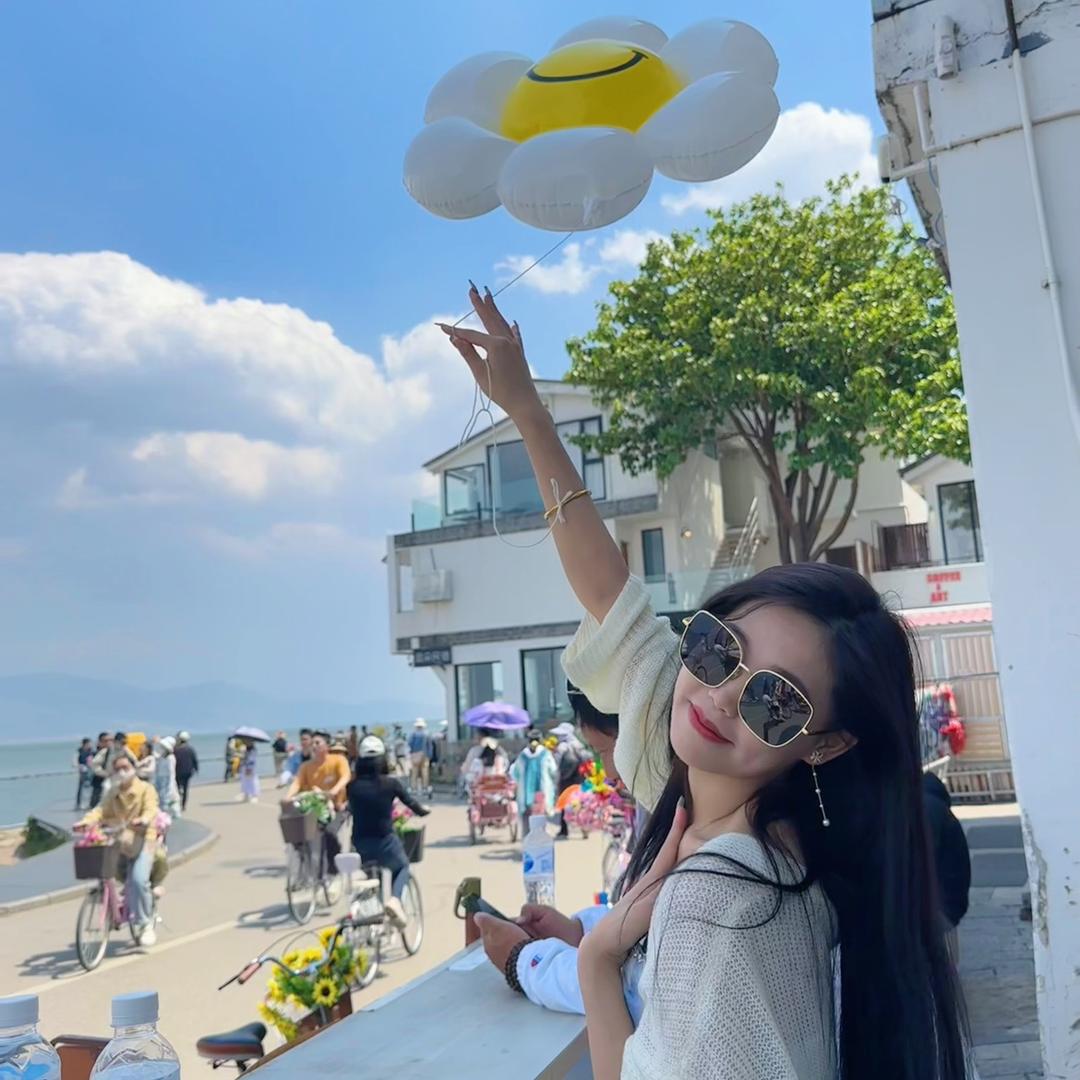 zz女孩没烦恼🍭